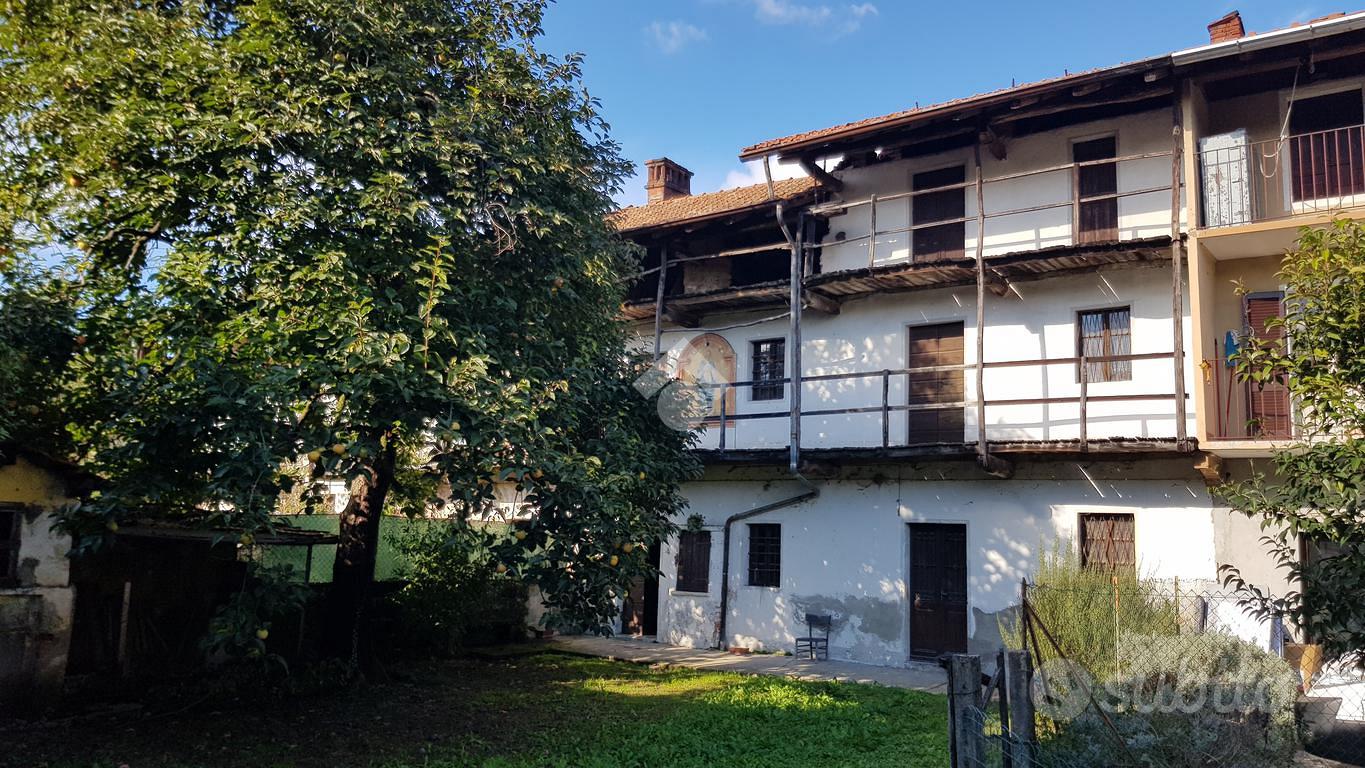 RUSTICO A VARALLO POMBIA - Vista 2