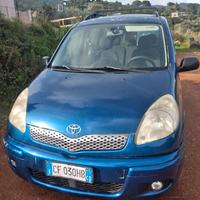 Toyota Yaris Verso