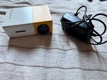 Proiettore Led Projector