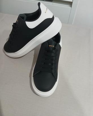 mcqueeen nere n42