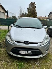 FORD FIESTA 2012