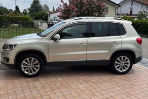VW Tiguan 2.0 4WD  140 CV