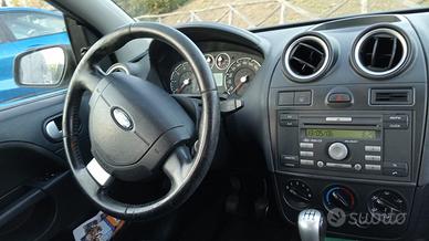 Ford Fiesta 1.2 Benz