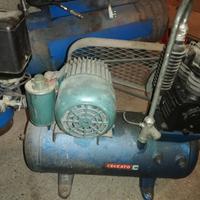 Compressore 25 litri. 