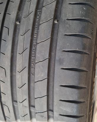Continental. 225/45 r19 estive seminuove n°4