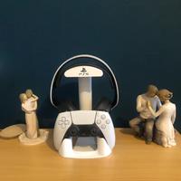 Supporto per cuffie e controller stampato in 3D