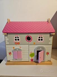 Casa delle bambole bambina