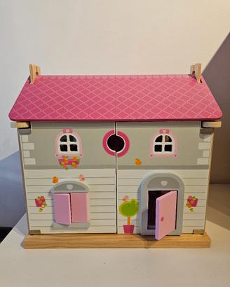 Casa delle bambole bambina