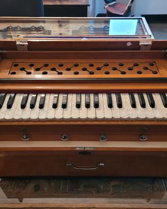 Pacco Di Cartone Chiuso Marrone Situato Sulla Mappa Gps Passare Al Puntatore Gm901685878 248754089 - Foto 6