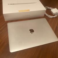 MacBook Air anno 2019, retina 13 pollici, 8gb
