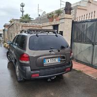 Hyundai Santa Fe con gancio traino