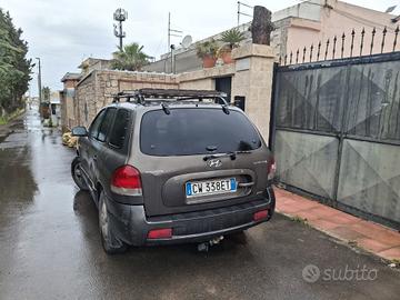 Hyundai Santa Fe con gancio traino