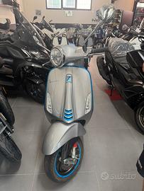 Vespa 70 Elettrica anno 2023