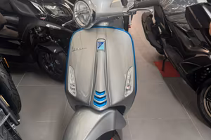Vespa 70 Elettrica anno 2023