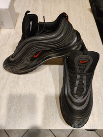 Scarpe sportive nere