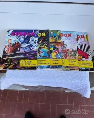 Alex Raymond tutto il Gordon di  in 16 albi