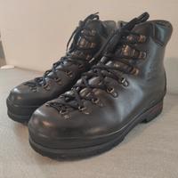 Scarponi Zamberlan in cuoio misura 42