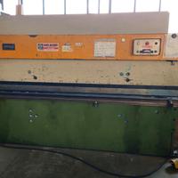 Piegatrice idraulica Omag lung.3000 x spessore
