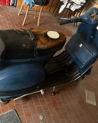 vespa 150 px (  del 1981 ) colore blu