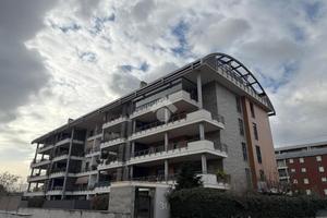 3 LOCALI A ROMA