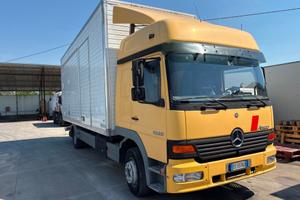 mercedes 1228 k