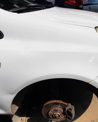 OPEL CORSA 3 PORTE 2011 - PARAFANGO DESTRO