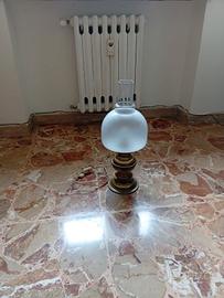 lampada in vetro satinato 