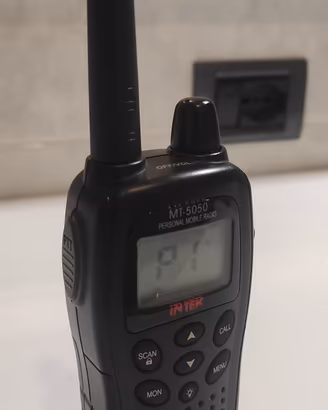 INTEK MT5050D RTX UHF PMR LPD