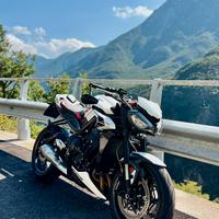 Triumph Street Triple 765R (2023) come nuova!