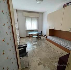 TRILOCALE - VIA OLEVANO 54 a studenti