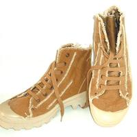 Scarpe  uomo e donna n. 40 nuove stile Palladium