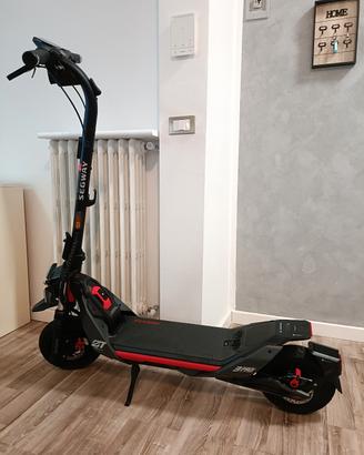 monopattino elettrico zt3 pro segway