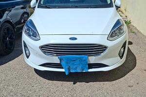 ford fiesta titanium