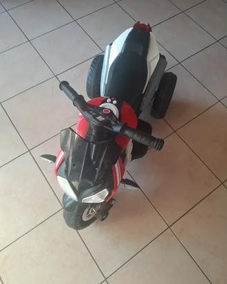 moto elettrica 3-4 anni