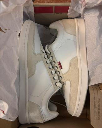 Scarpe Levi’s NUOVE 41
