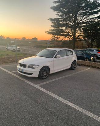 BMW 116d 3 porte - 2010 - diesel manuale