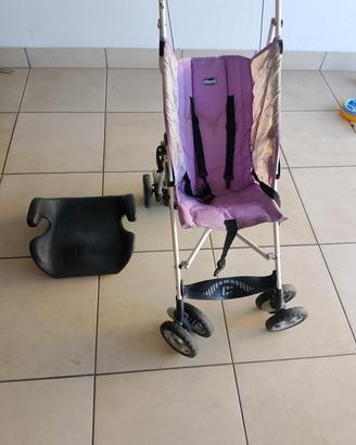 Passeggino e alzatina per auto 