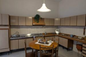 Ampio appartamento signorile con cortile