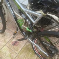 Biciclette in blocco