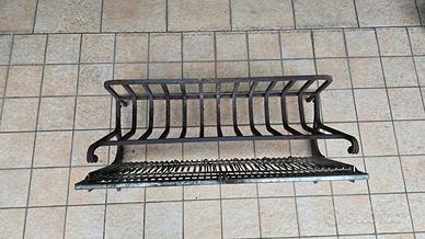 Brucialegna con griglia girevole incorporata