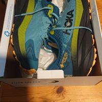 Hoka scarpe