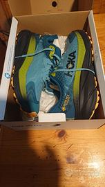 Hoka scarpe