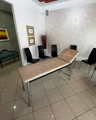 Lettino fisso regolabile