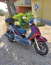 Scooter Piaggio Beverly 500