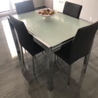 Tavolo vetro