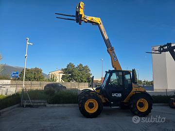Carrello telescopico usato JCB 526-56 Agri plus