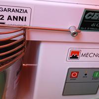 impastatrice kg5 usato solo 2 volte