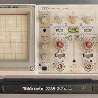 Oscilloscopio Tektronix 2235 100MHz doppia traccia