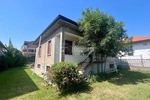 Villa singola da ristrutturare