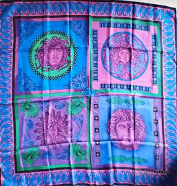 foulard Versace 